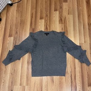 BANANA REPUBLIC Ruffled Sleeves Gray Sweater